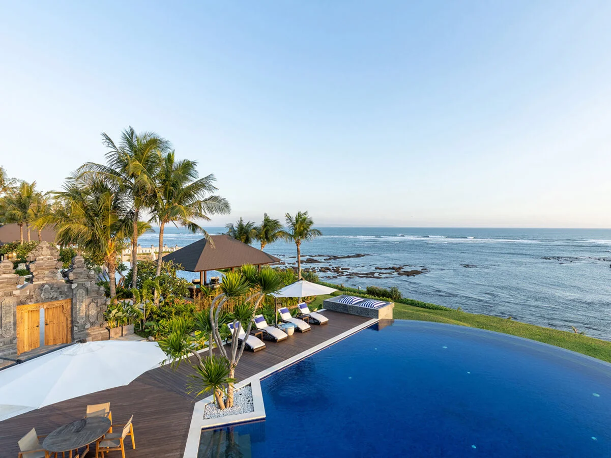 6BR Seafront Luxury Villa with Ocean View in Tanah Lot – BVI54740
