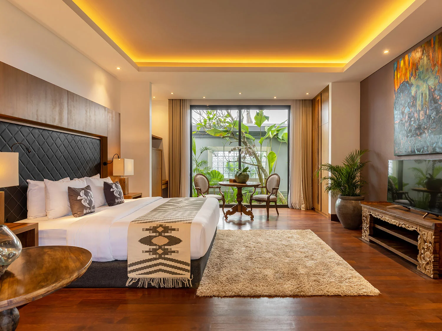 6BR Seafront Luxury Villa with Ocean View in Tanah Lot — image 15