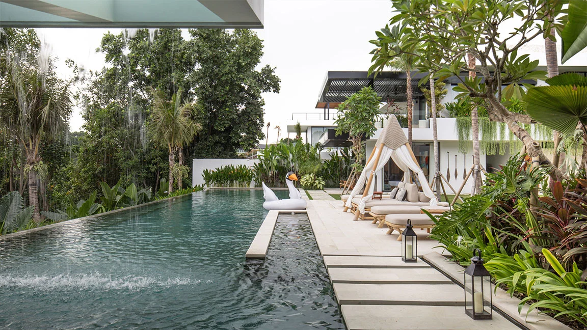 2BR Chic Villa with Private Pool in Canggu — image 3