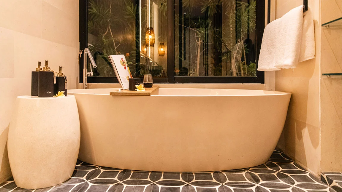 2BR Chic Villa with Private Pool in Canggu — image 6