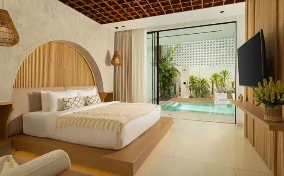 3BR Luxury Modern Balinese Elegance Villa in Canggu — image 8