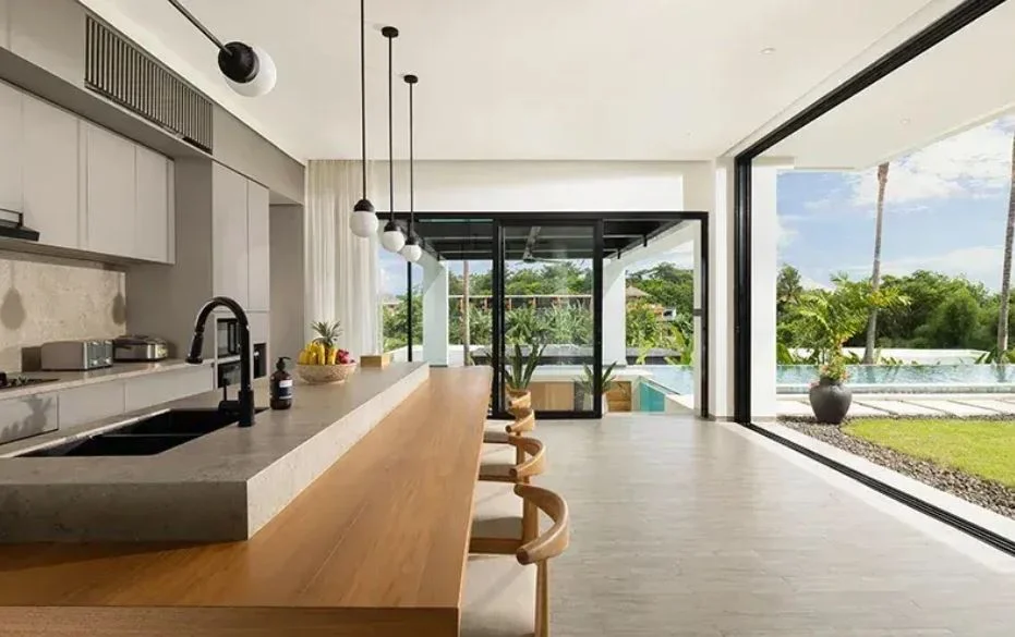 6BR Ultra Luxury Villa with Private Pool & Private Chef in Canggu — image 11