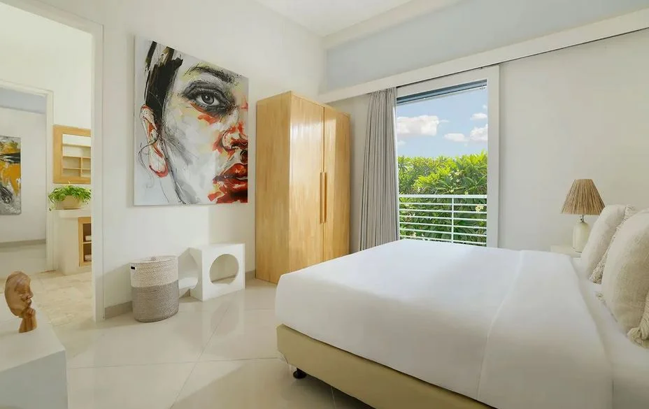 3BR Modern Minimalist Villa with Private Pool in Canggu — image 12