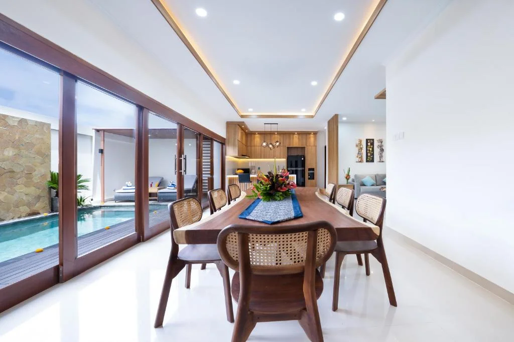 3BR Villa with Bunk Room & Entertainment in Seminyak – Private Pool — image 8
