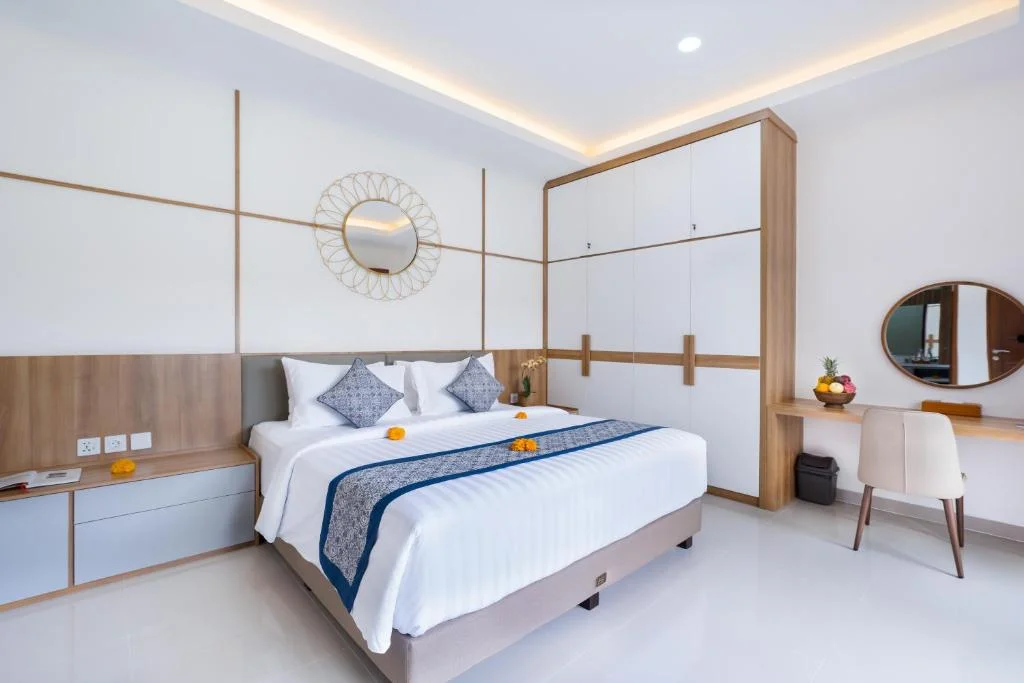3BR Villa with Bunk Room & Entertainment in Seminyak – Private Pool — image 13