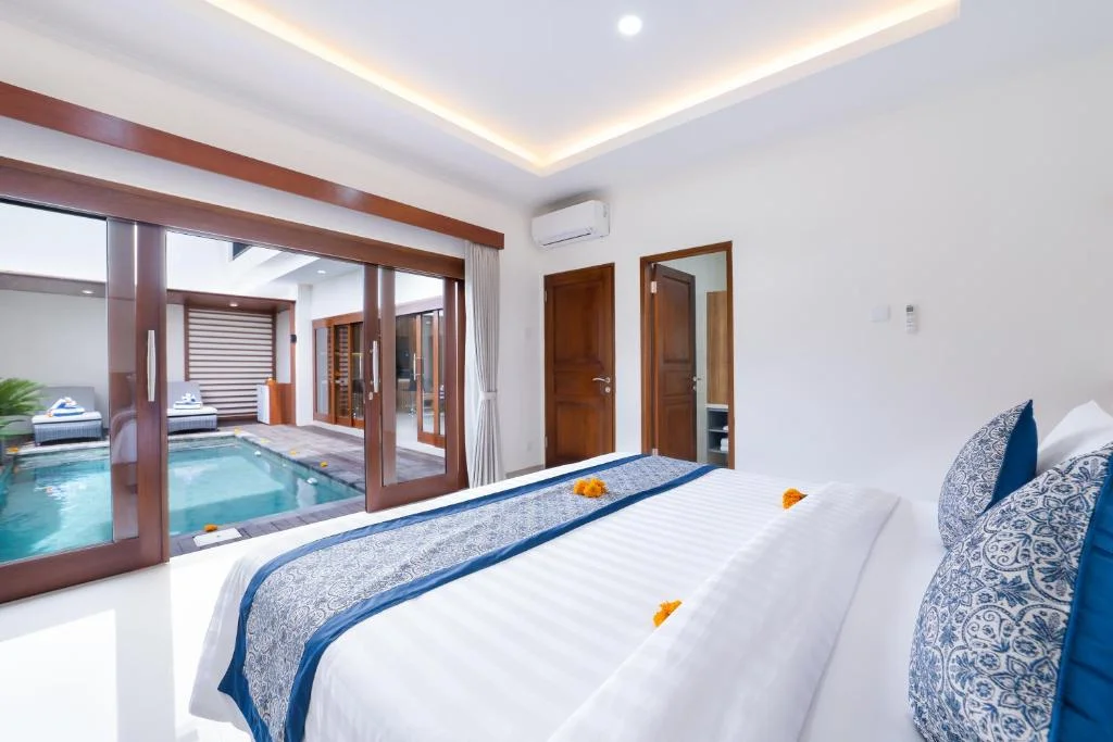 3BR Villa with Bunk Room & Entertainment in Seminyak – Private Pool — image 9