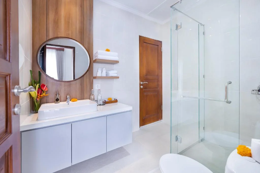 3BR Villa with Bunk Room & Entertainment in Seminyak – Private Pool — image 19