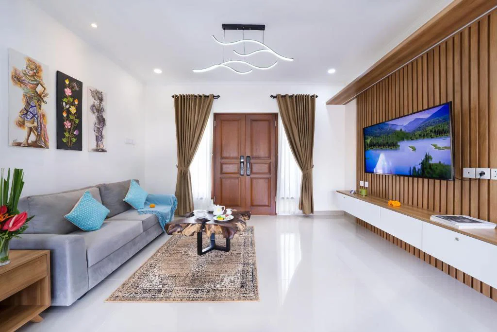 3BR Villa with Bunk Room & Entertainment in Seminyak – Private Pool — image 18