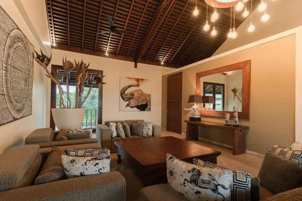 Beachfront 4-Bedroom Escape in Cemagi Canggu – Private Pool Villa by the Beach — image 7