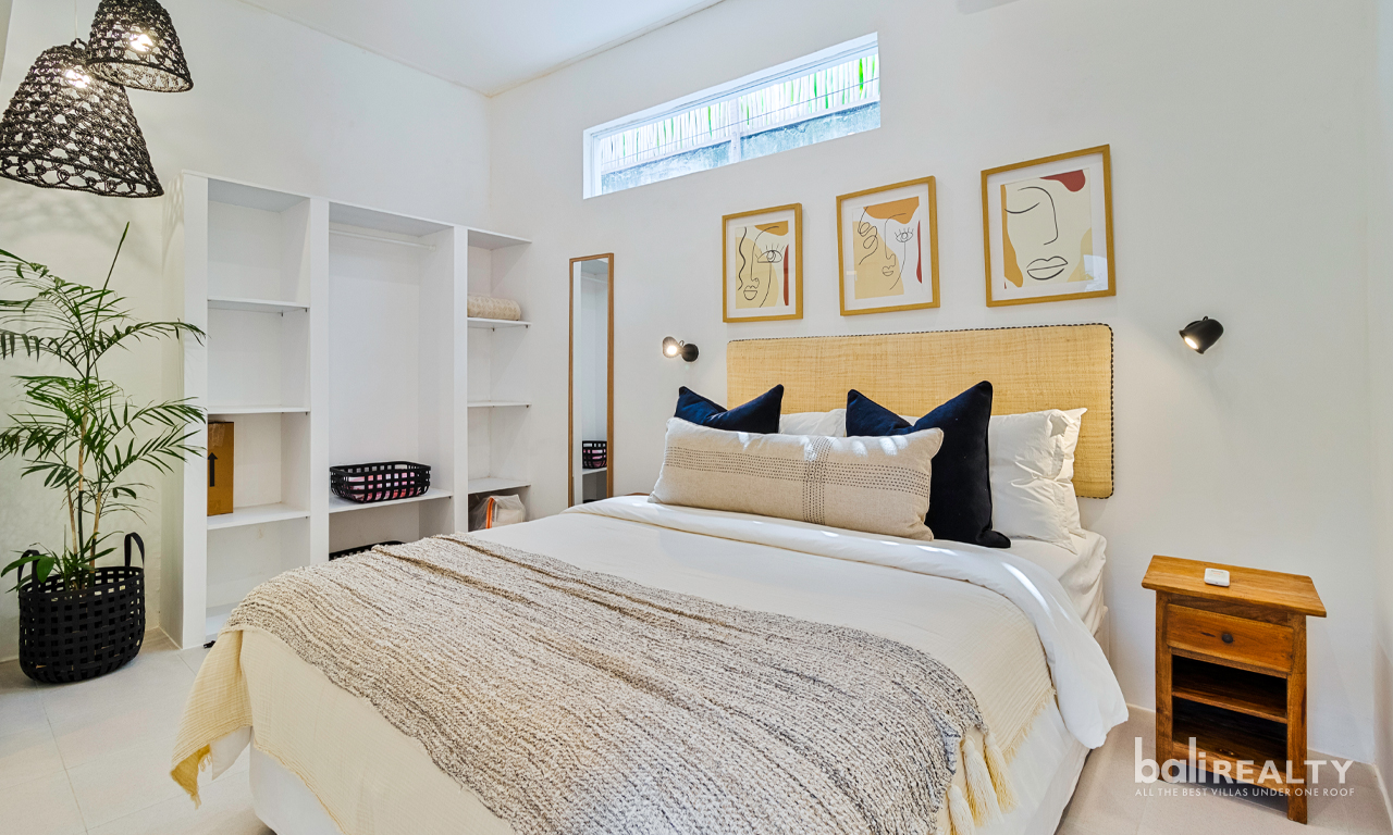 Newly Renovated Two-Bedroom Villa with Long Lease in Prime Canggu 2963 — image 11