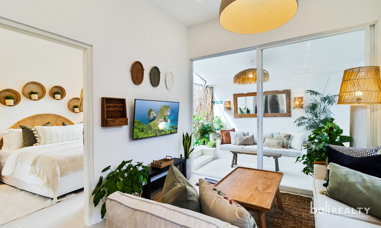Newly Renovated Two-Bedroom Villa with Long Lease in Prime Canggu 2963 — image 6