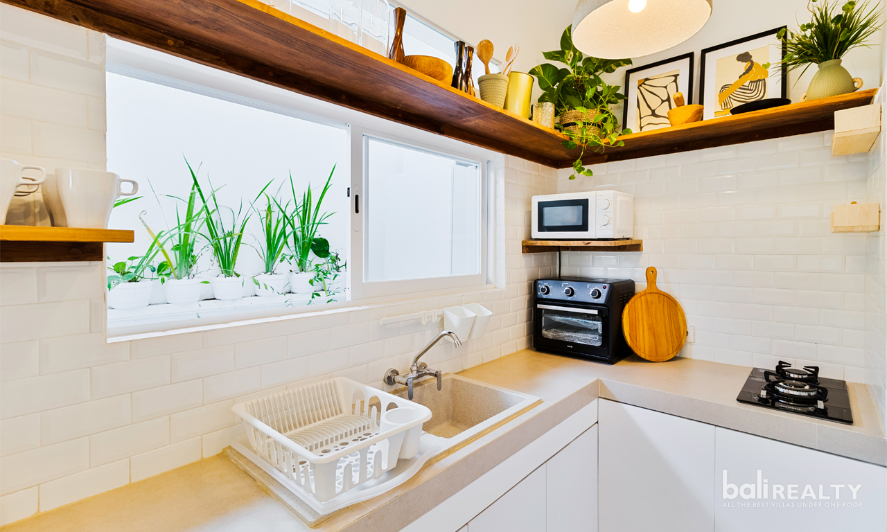 Newly Renovated Two-Bedroom Villa with Long Lease in Prime Canggu 2963 — image 8