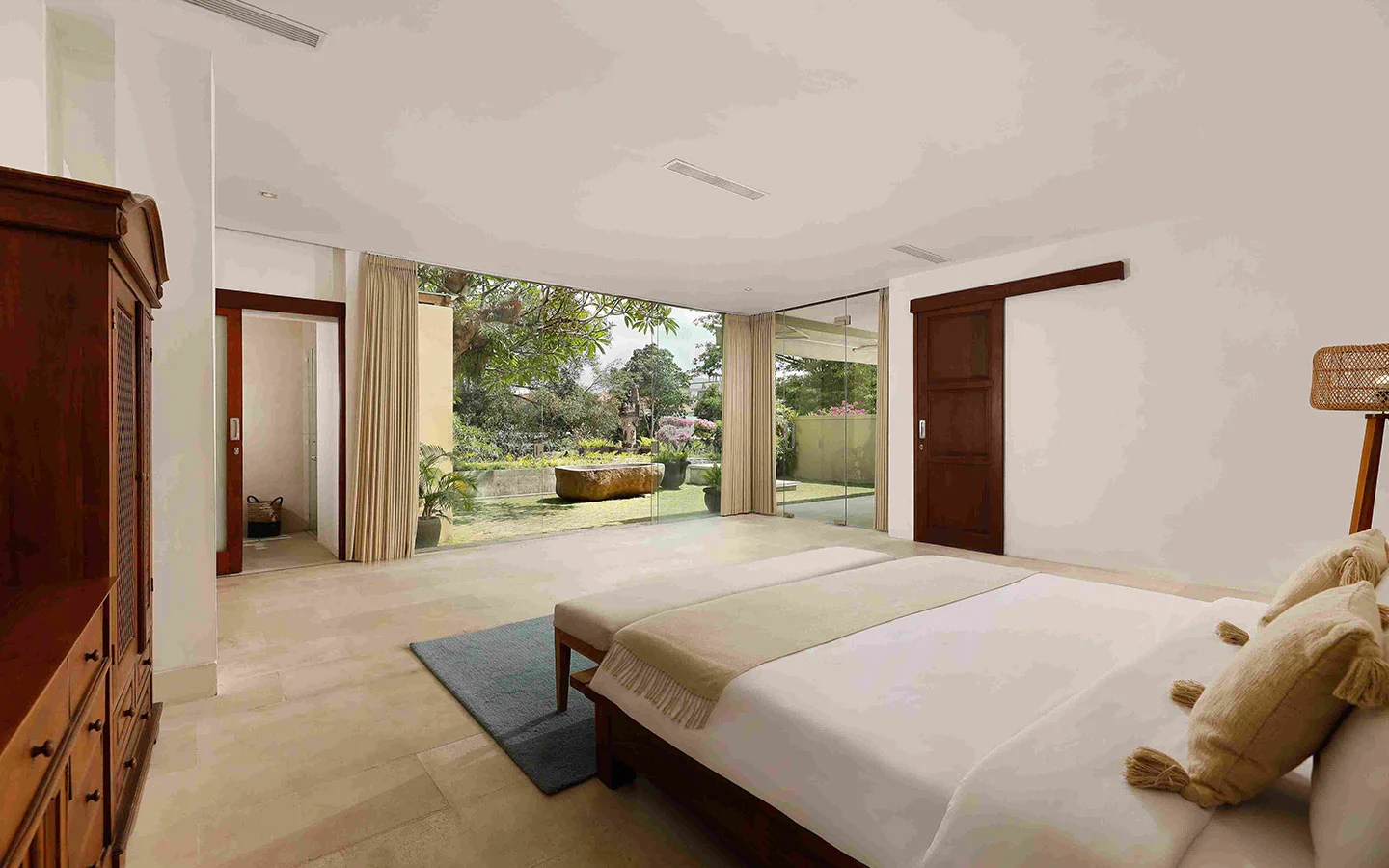 Luxurious & Tranquil 5BR Villa with Private Pool in Canggu — image 8