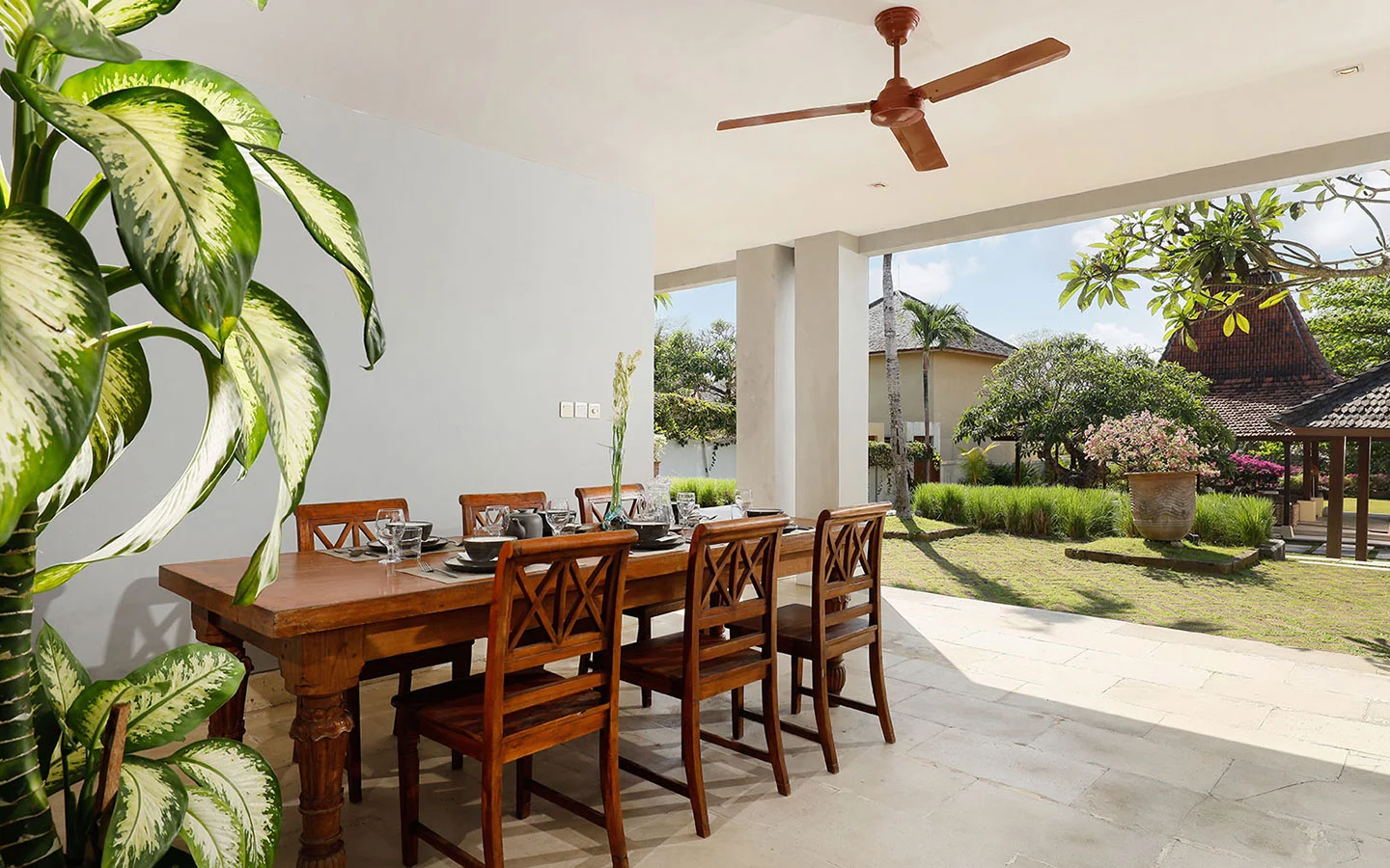 Luxurious & Tranquil 5BR Villa with Private Pool in Canggu — image 3