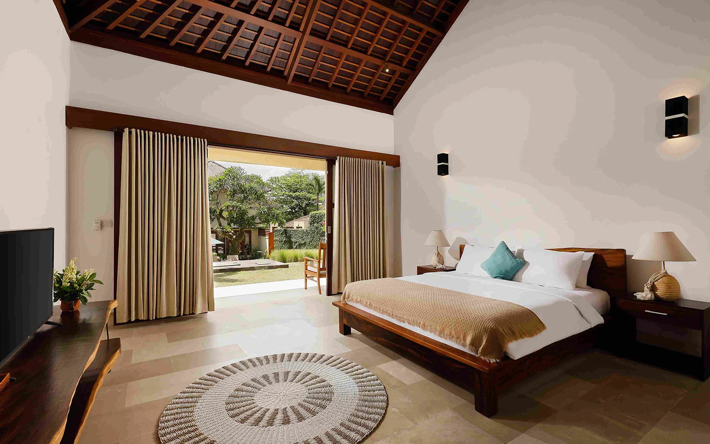 Luxurious & Tranquil 5BR Villa with Private Pool in Canggu — image 6