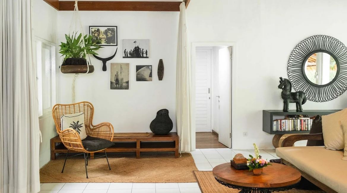 3-Bedroom Private Pool Villa Rental in Seminyak – Charming Villa — image 9