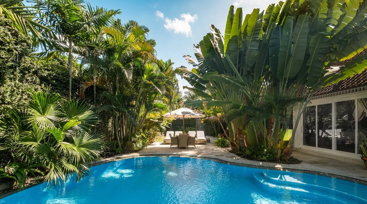 3-Bedroom Private Pool Villa Rental in Seminyak – Charming Villa — image 5