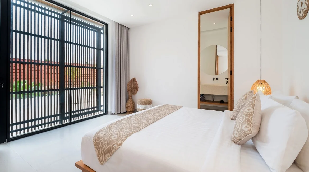 2-Bedroom Private Pool Villa Rental in Canggu – Chic Private Villa — image 13