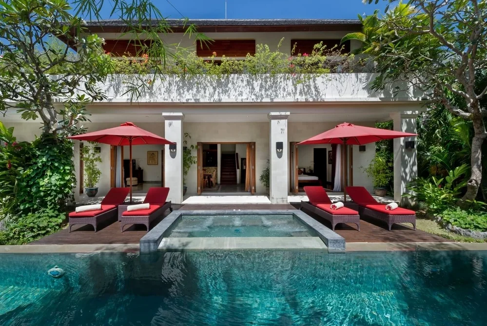 Chic 3BR Villa w/ Pool, Jacuzzi & Sauna | Central Seminyak – BVI2110 — image 10