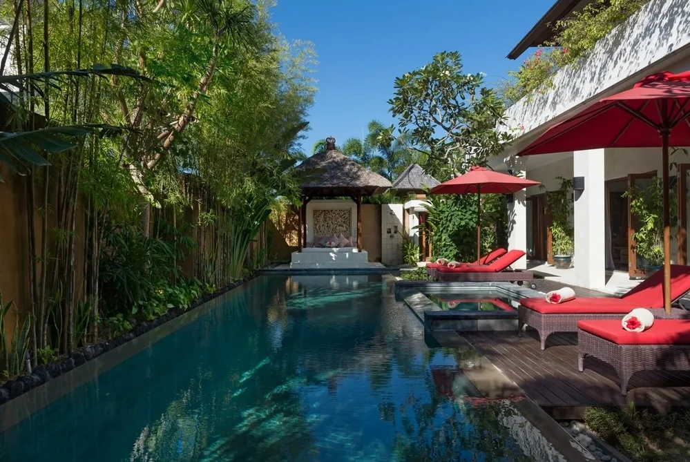 Chic 3BR Villa w/ Pool, Jacuzzi & Sauna | Central Seminyak – BVI2110 — image 4