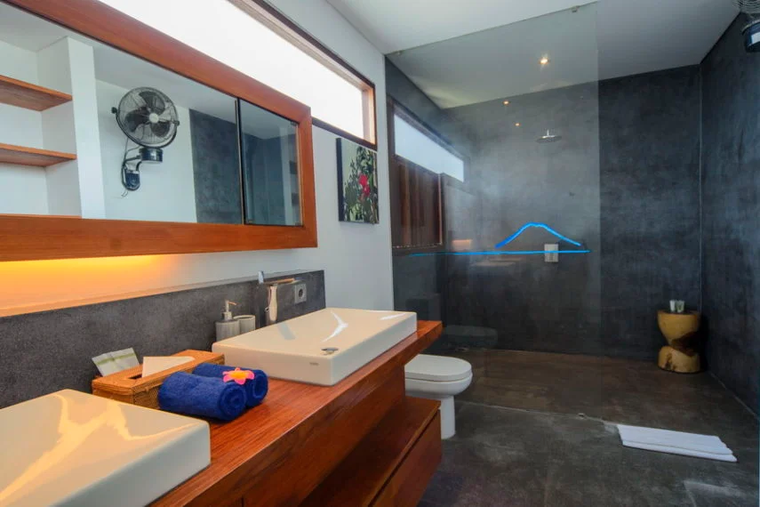 Chic 3BR Villa with Pool Between Seminyak & Canggu – Walk to Cafés & Spa – BVI2441 — image 14