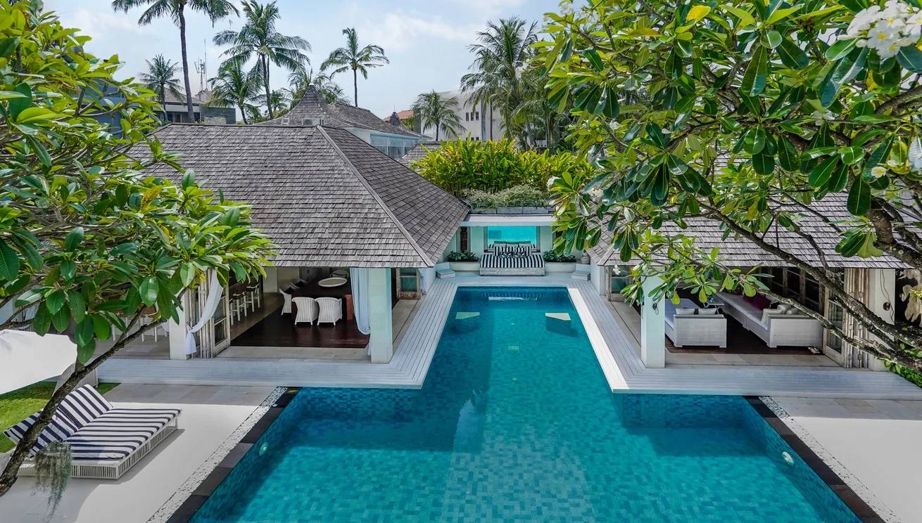 Chic 4-Bedroom Villa with Pool in Seminyak’s Heart – BVI1832