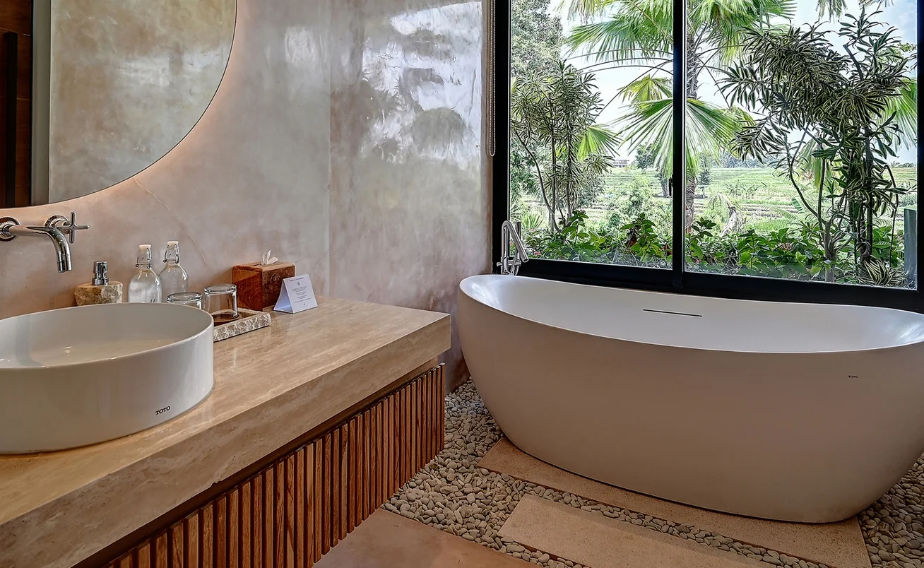 Luxury 6-Bedroom Villa in Canggu – 25m Infinity Pool, Rice Field View & Private Chef — image 19