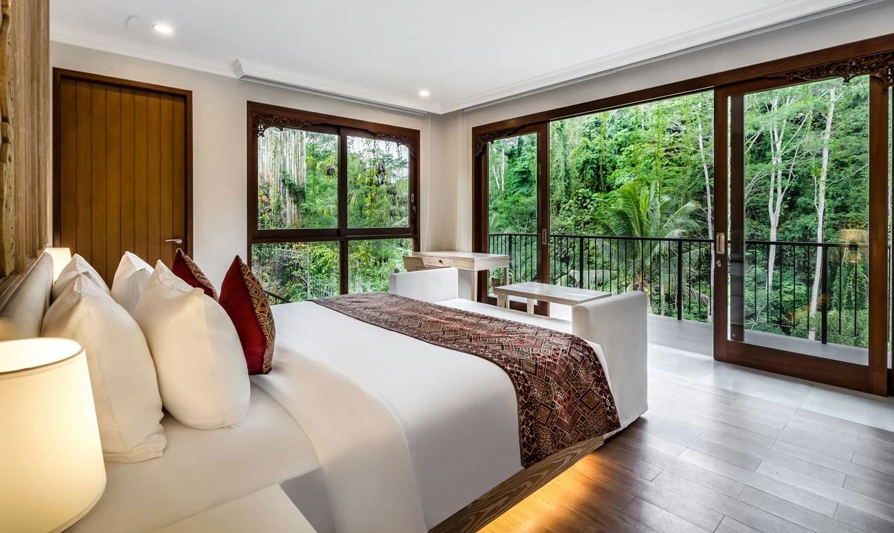 Comfortable 2-Bedroom Villa in Ubud – Infinity Pool, Rooftop & Jungle View — image 4