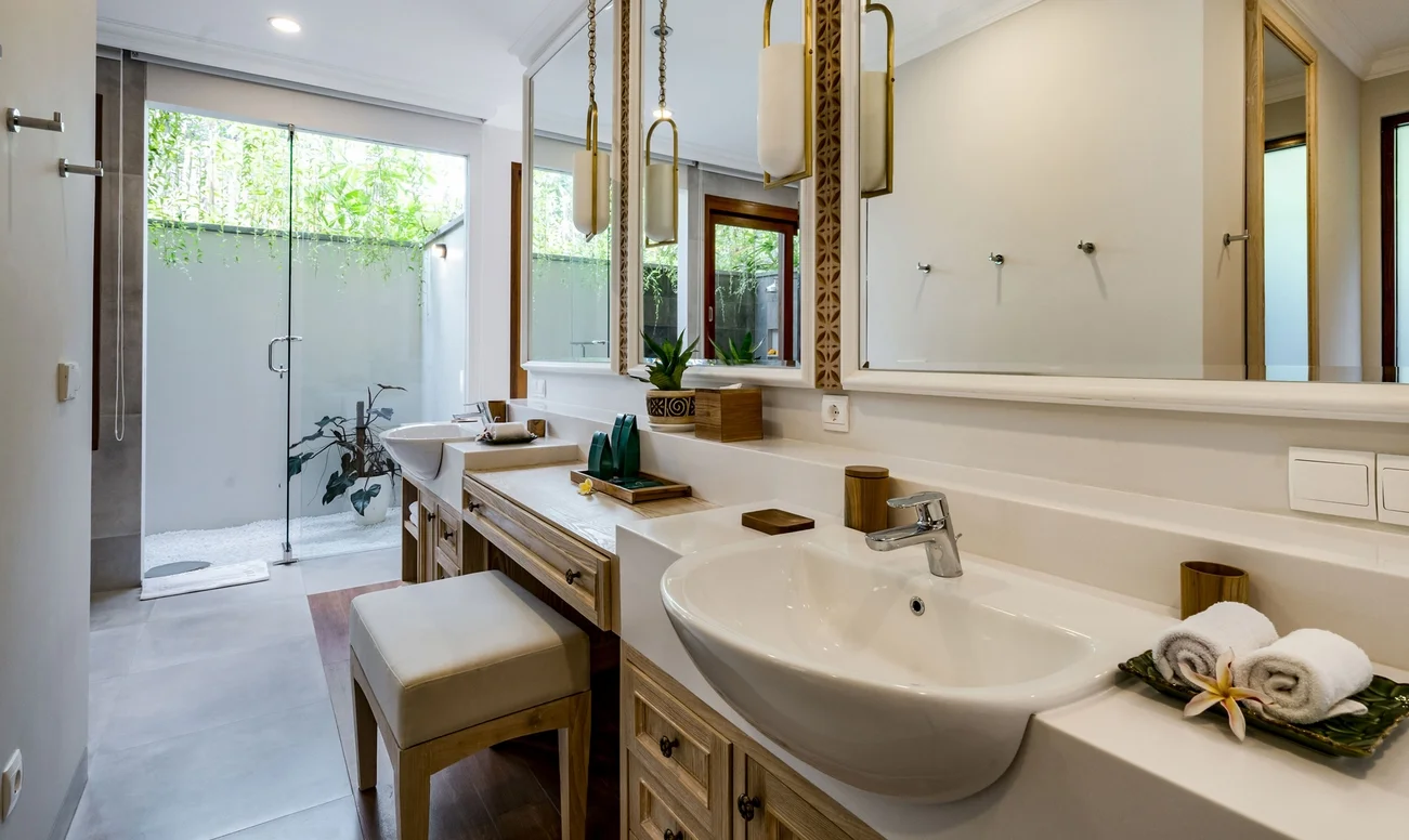 Comfortable 2-Bedroom Villa in Ubud – Infinity Pool, Rooftop & Jungle View — image 16