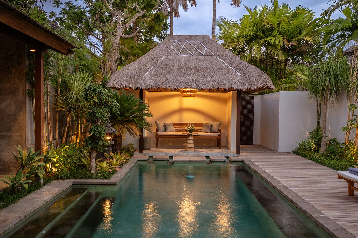 Elegant 2BR Villa with Private Pool & Open-Air Living in Canggu — image 3