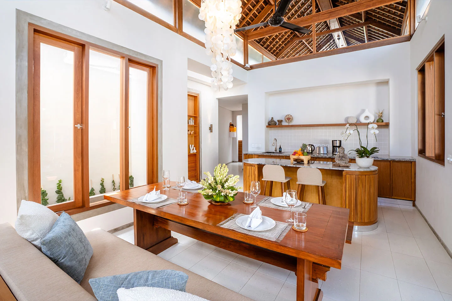 Elegant 2BR Villa with Private Pool & Open-Air Living in Canggu — image 13