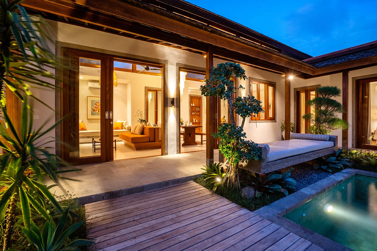 Elegant 2BR Villa with Private Pool & Open-Air Living in Canggu — image 7