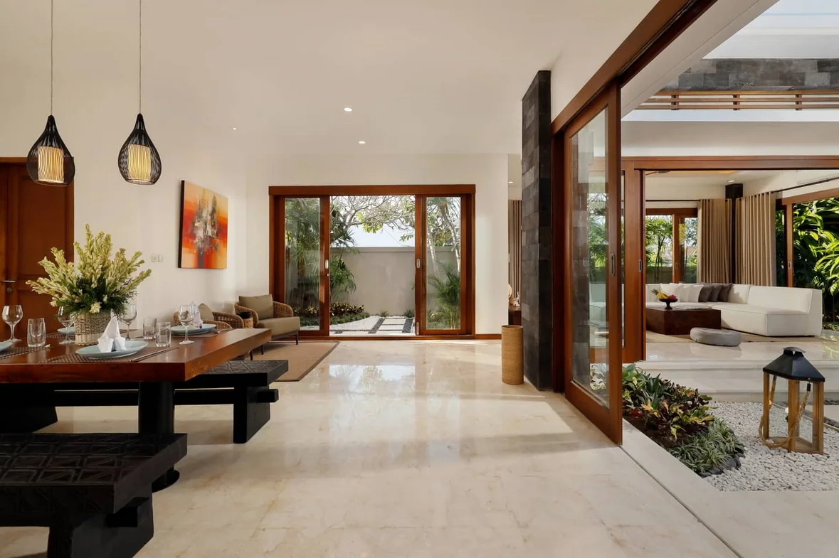 Elegant 3-Bedroom Villa with Private Pool & Garden in Jimbaran, Bali — image 13
