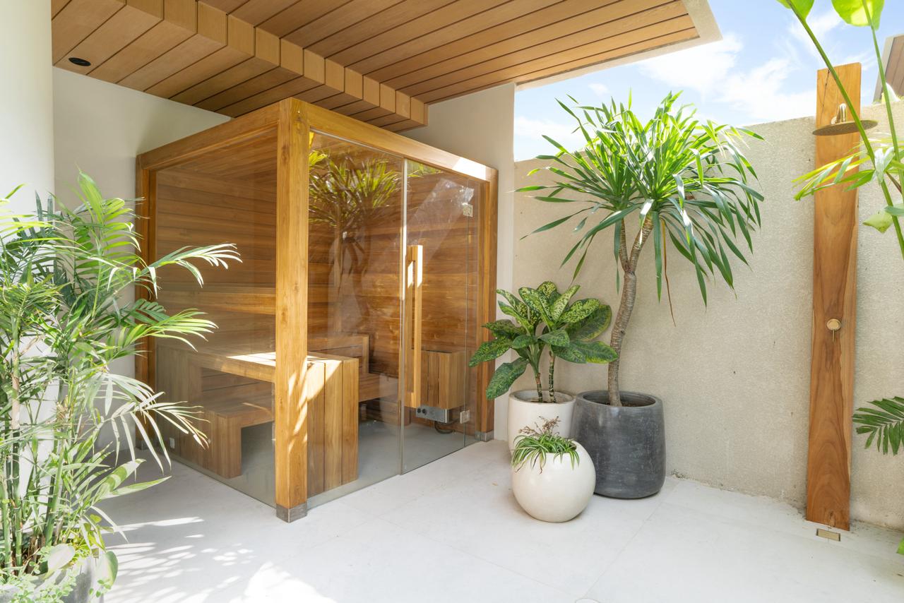 Elegant 4-Bedroom Riverside Villa for Monthly Rent in Pererenan — image 10