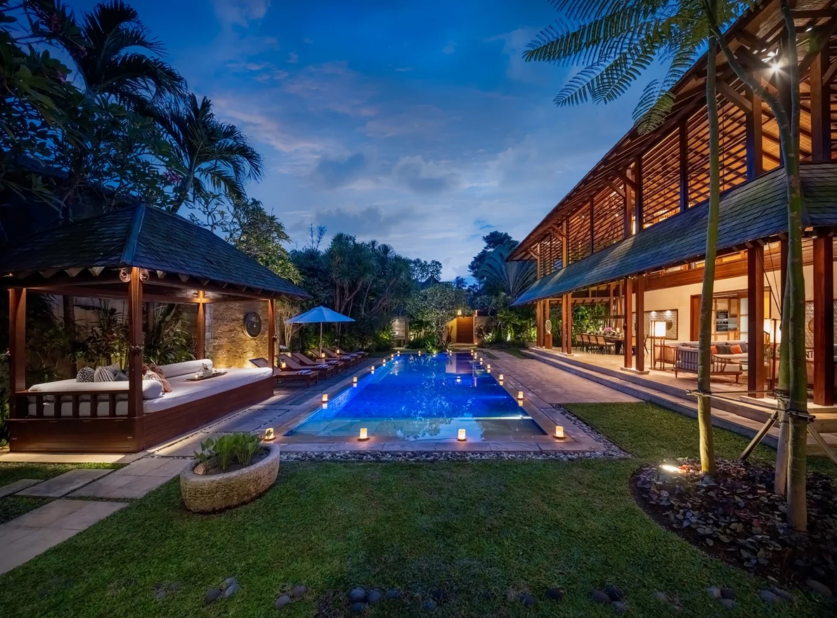 Luxury 5-Bedroom Tropical Retreat in Petitenget, Seminyak – BVI4553