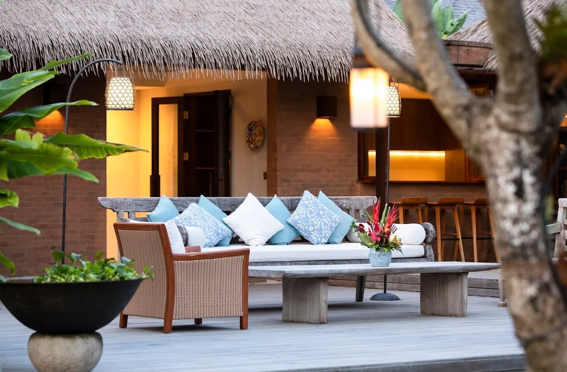 Elegant 5-Bedroom Villa with Rice Field View in Seseh, Canggu — image 14