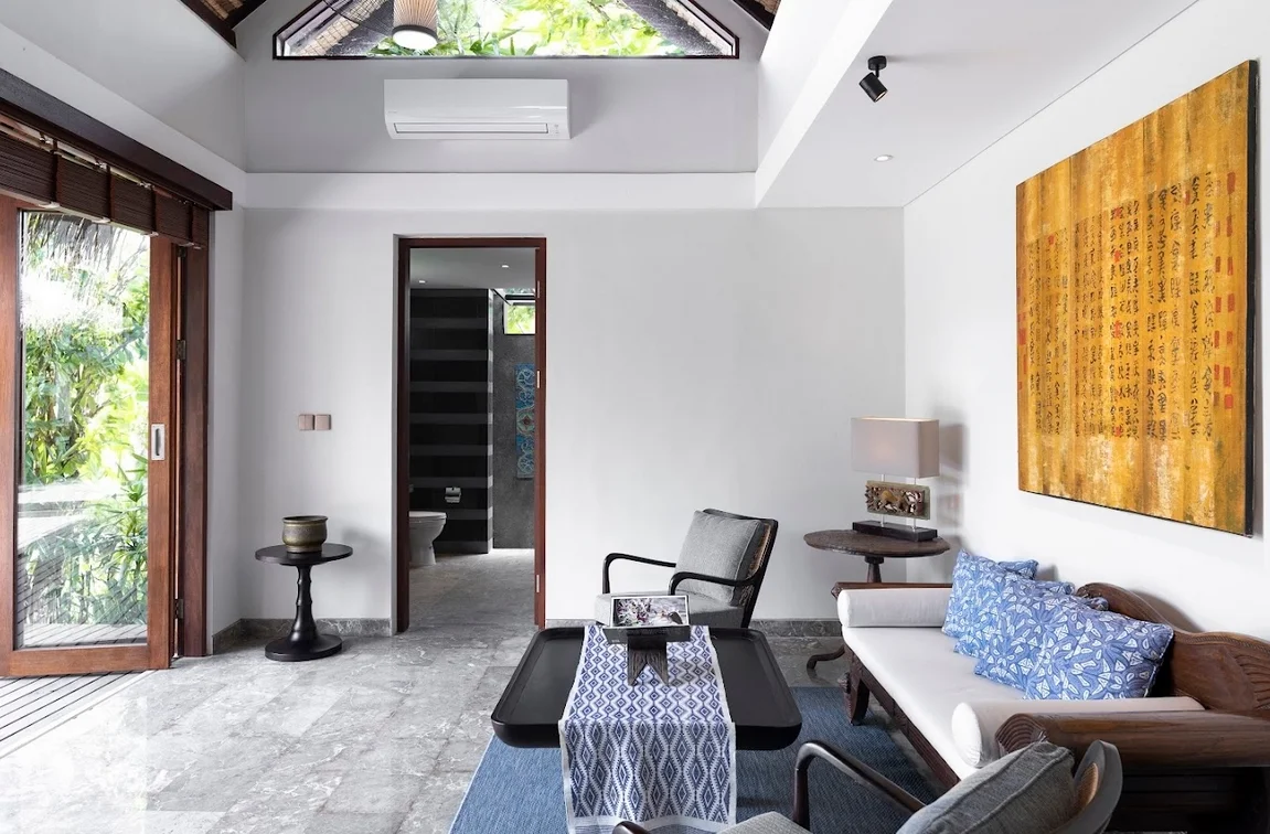 Elegant 5-Bedroom Villa with Rice Field View in Seseh, Canggu — image 13