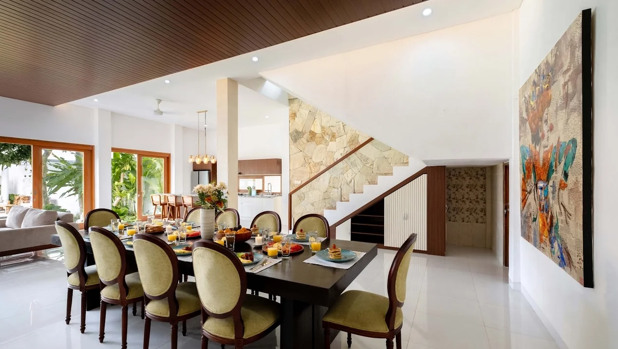6-Bedroom Private Pool Villa Rental in Seminyak – Elegant Private Villa — image 16