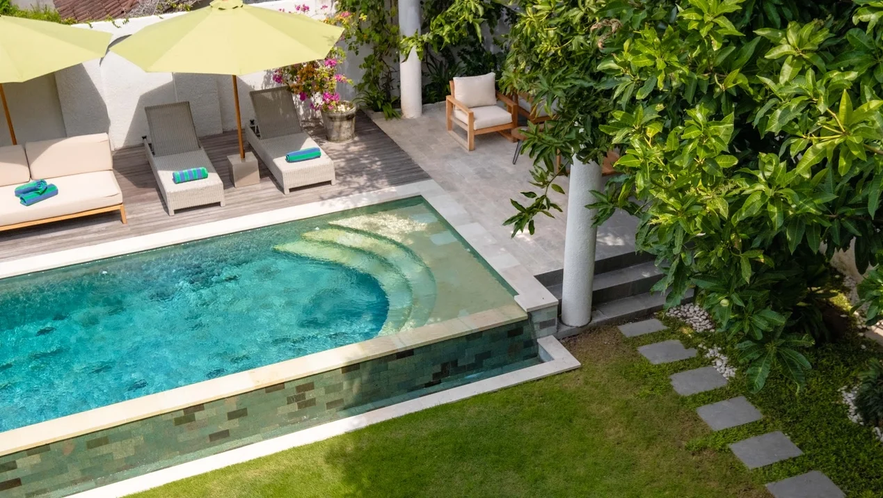 6-Bedroom Private Pool Villa Rental in Seminyak – Elegant Private Villa — image 11