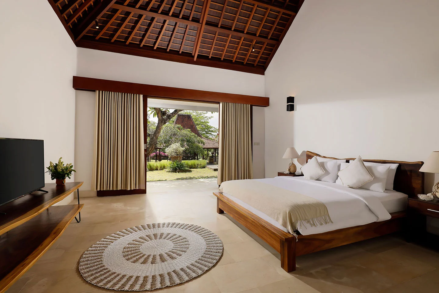 Elegant 7-Bedroom Villa Estate in Canggu – Luxury Group & Retreat Villa — image 16