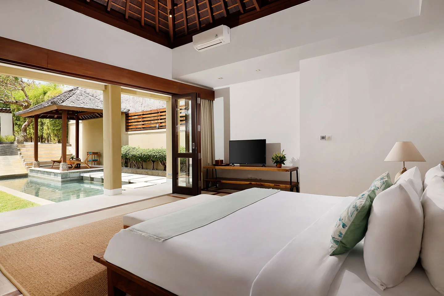 Elegant 7-Bedroom Villa Estate in Canggu – Luxury Group & Retreat Villa — image 10