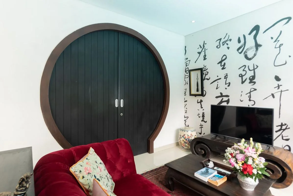 1BR Elegant Chinese-Themed Villa with Private Pool in Seminyak — image 4