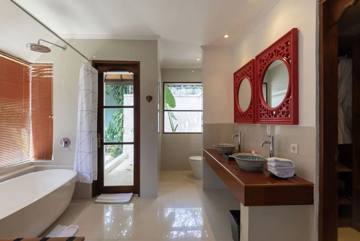 1BR Elegant Chinese-Themed Villa with Private Pool in Seminyak — image 7