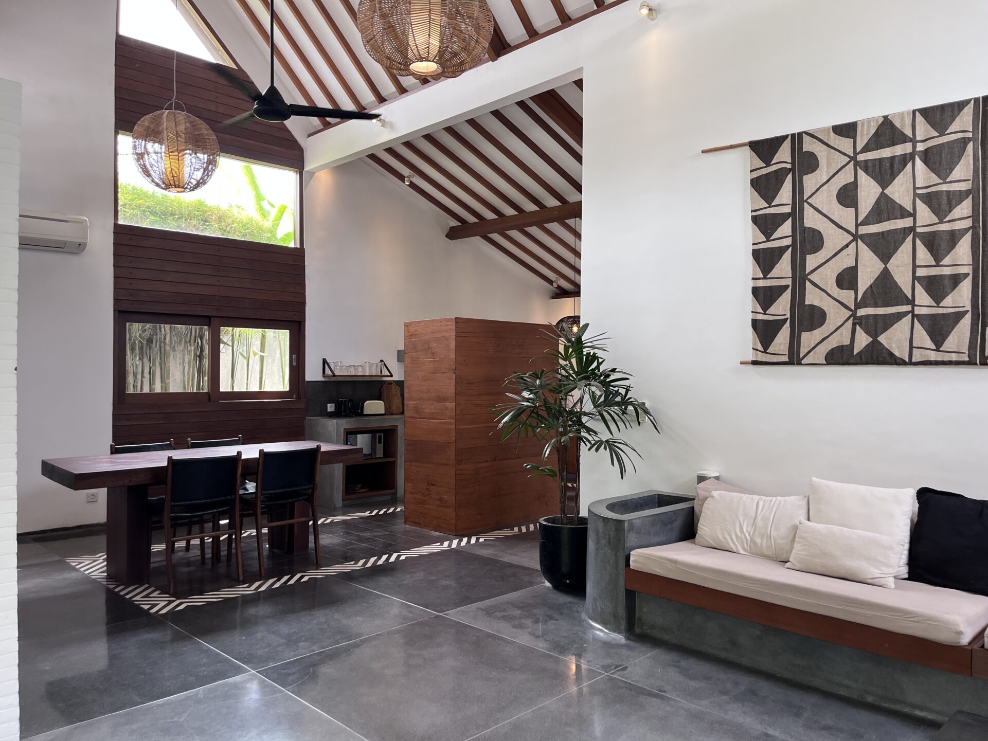 Bali Villa Long Term Rentals in Umalas — image 8