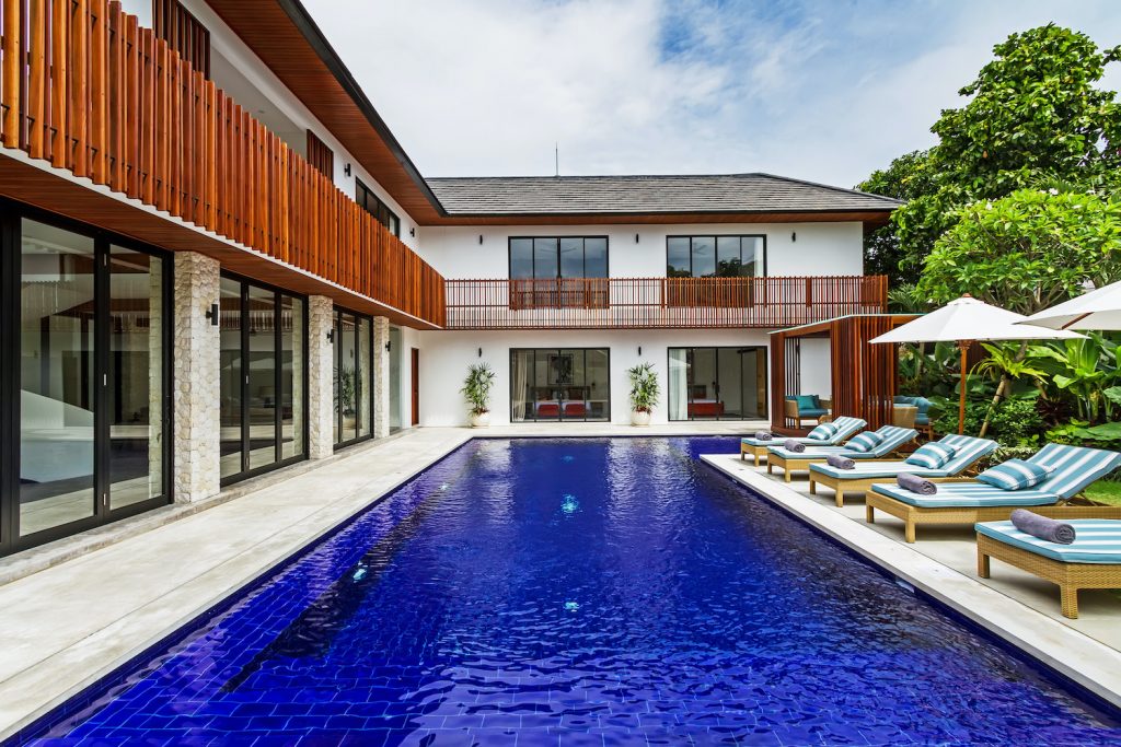 THE BOTANICAL — 6BR Villa Rental in Seminyak — image 3