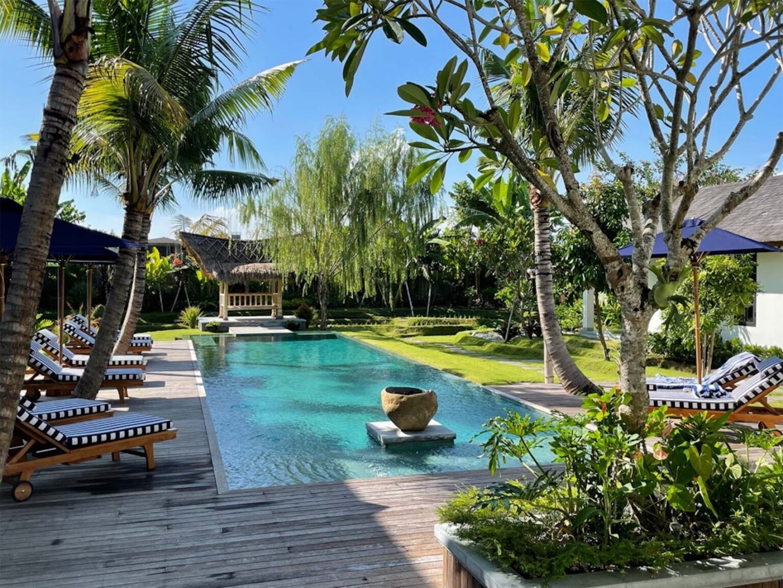 HERITAGE VILLA — 6BR Villa Rental in Canggu — image 1