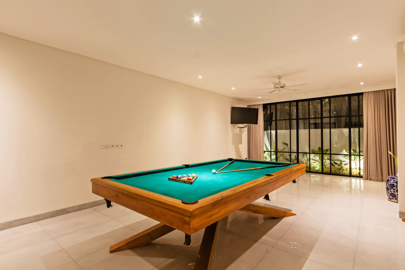 HERITAGE VILLA — 6BR Villa Rental in Canggu — image 2