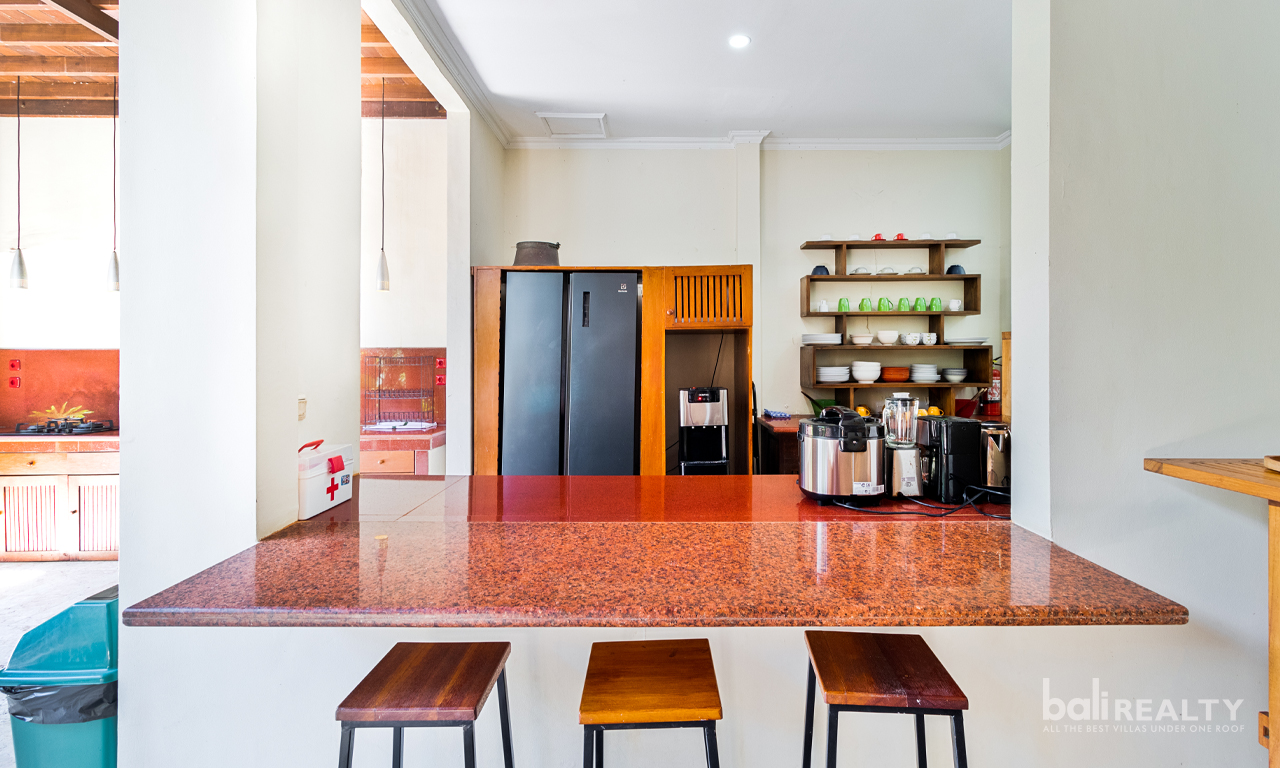 Rarely Available: Freehold Villa in Central Kuta – 3009 — image 9
