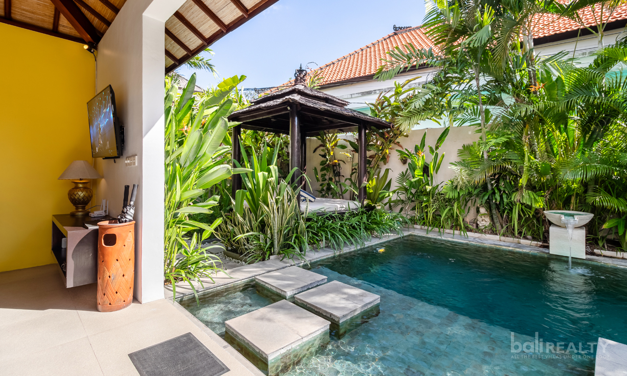Investment-Ready Three-Bedroom Villa in Central Legian, Near Double Six Beach 2969 — image 12