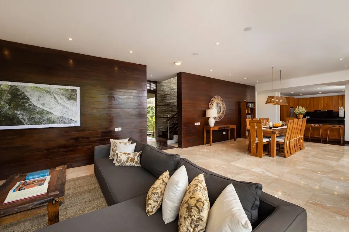 Luxurious 3BR Modern Villa in Prime Berawa, Canggu — image 8